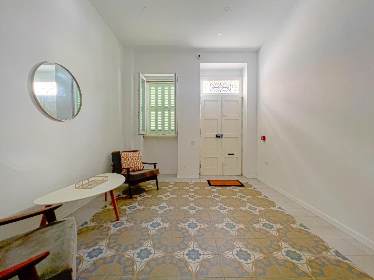 Apartament 21 Townhouse In St Julians St. Julian's Zewnętrze zdjęcie
