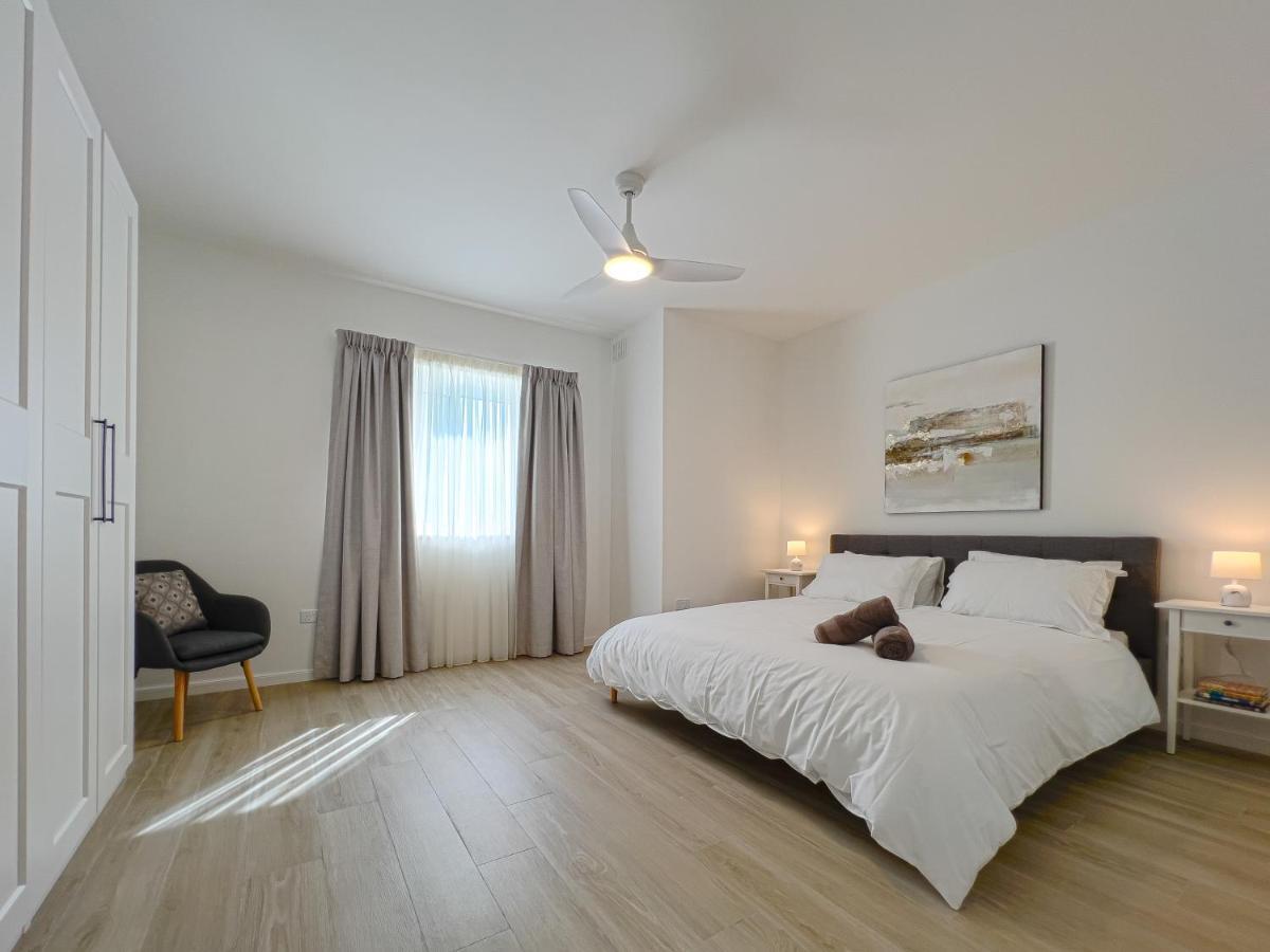 Apartament 21 Townhouse In St Julians St. Julian's Zewnętrze zdjęcie